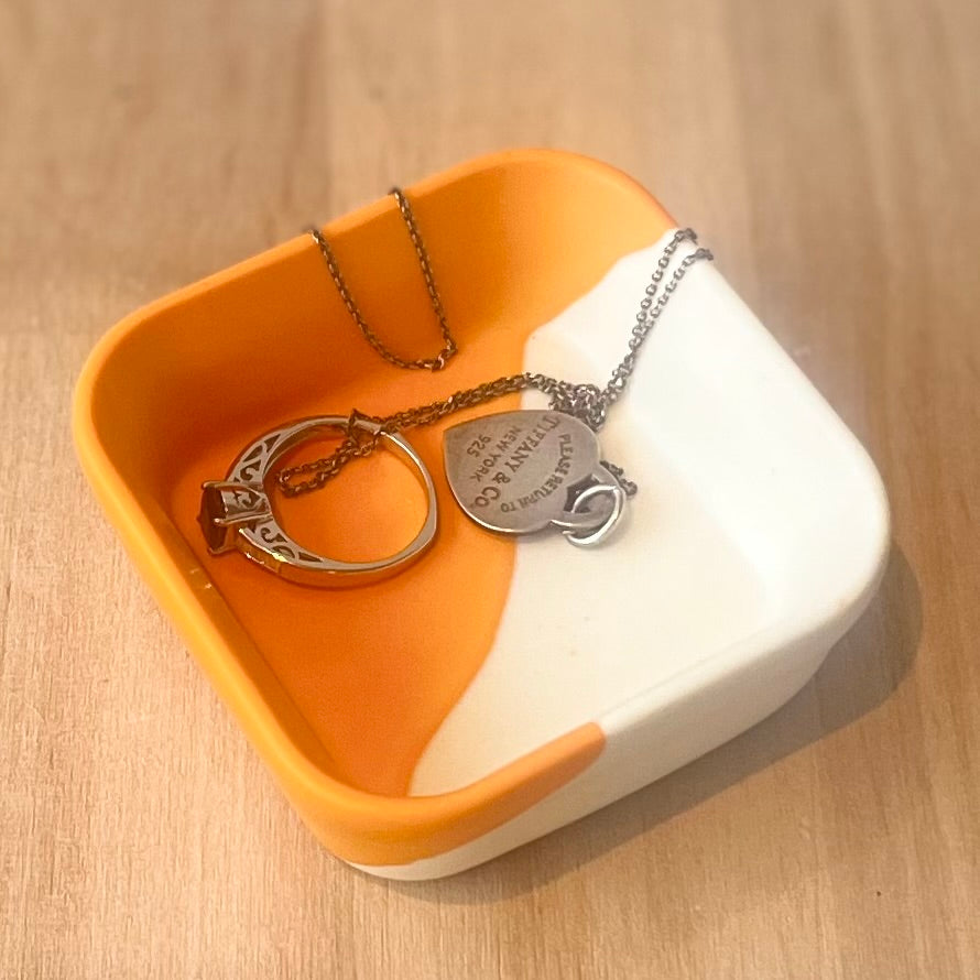 Heart decorative bowl