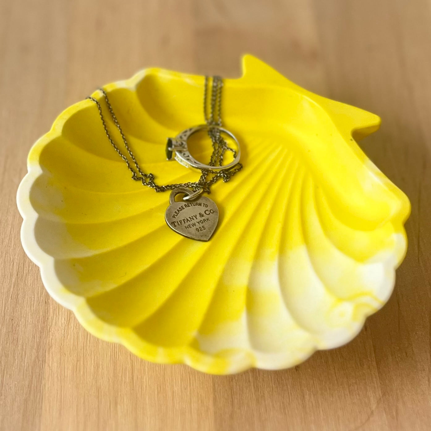 Shell decorative bowl