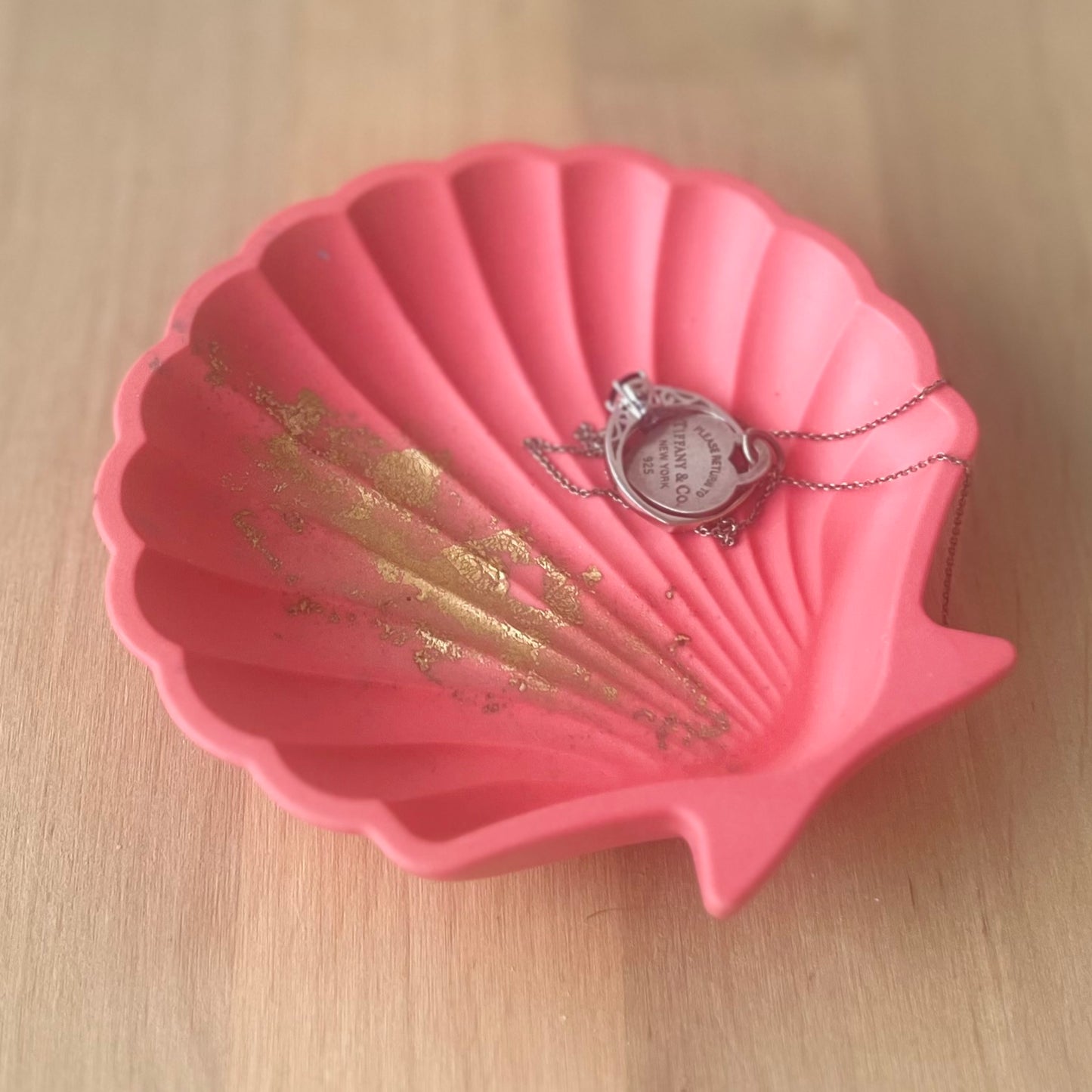 Shell decorative bowl