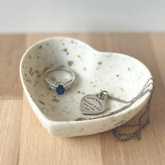 Heart decorative bowl