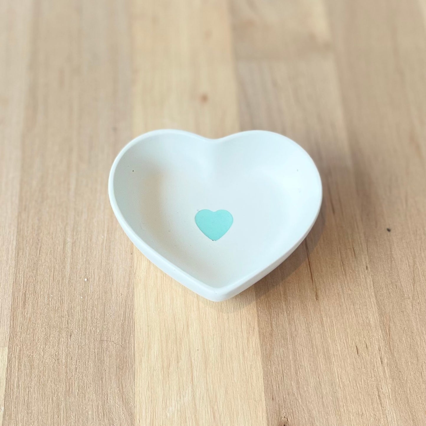 Heart decorative bowl