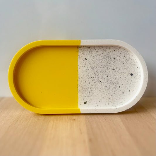 Oval tray
