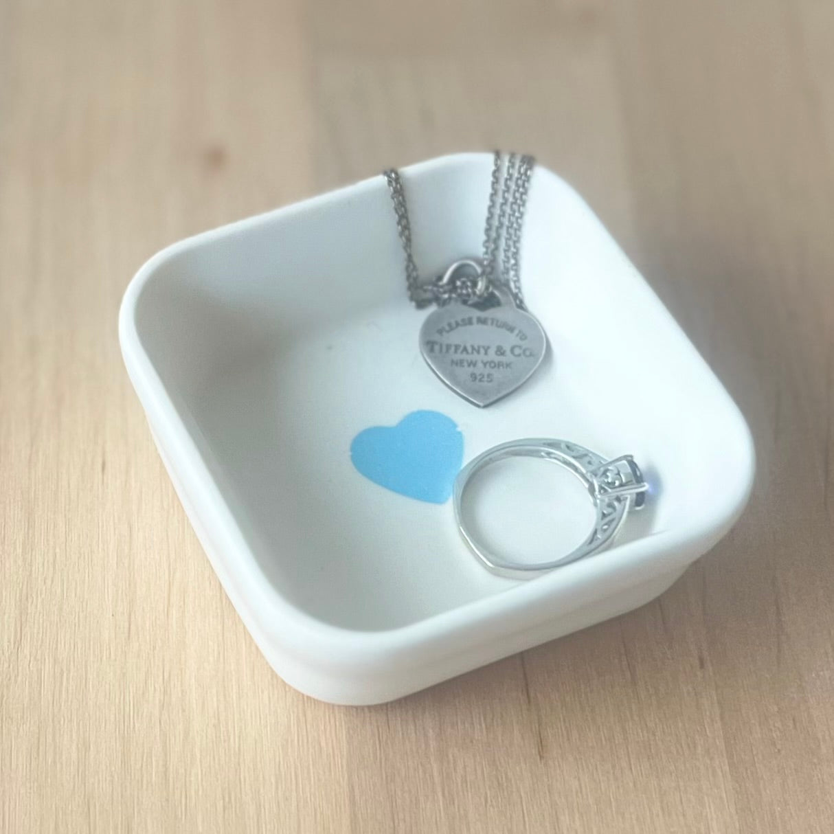 Heart decorative bowl