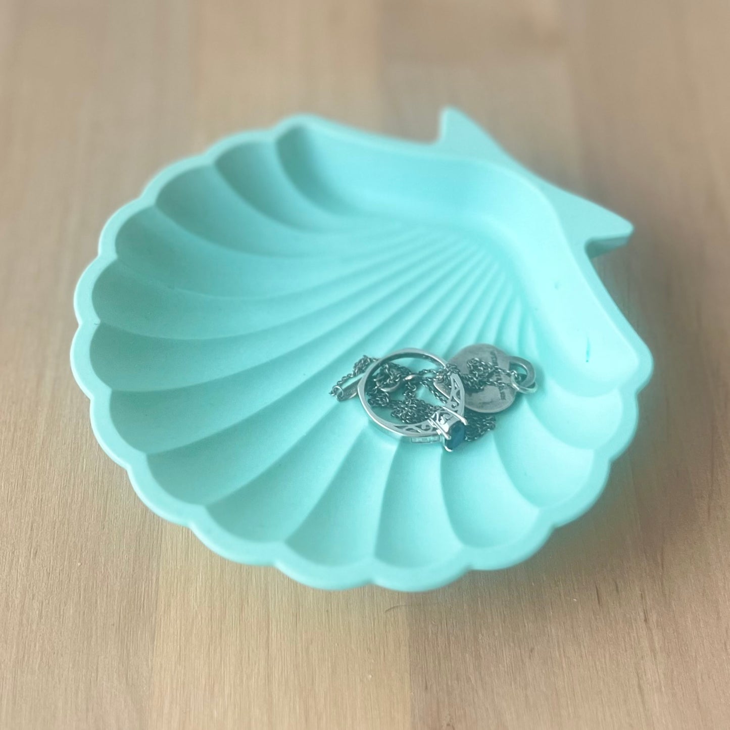 Shell decorative bowl