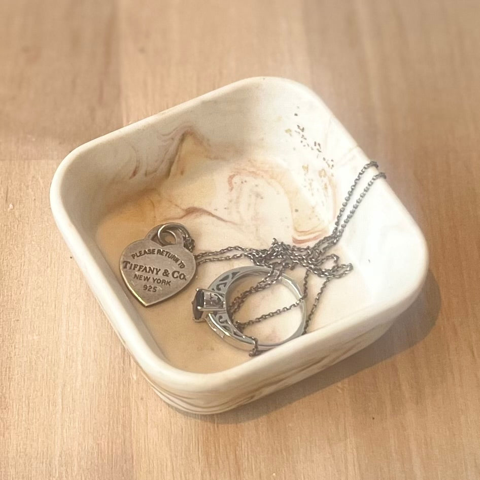 Quadratische Dekoschale