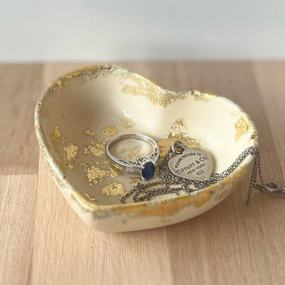 Heart decorative bowl